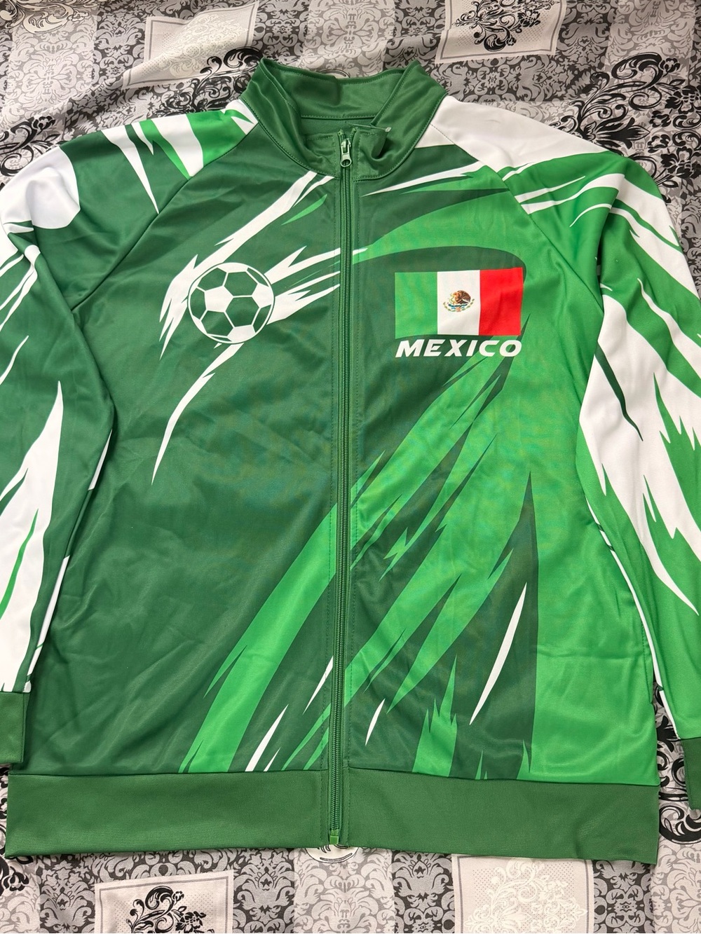 Mexican Soccer Field Jacket With Zipper large Brand New!!!! Mens Size M